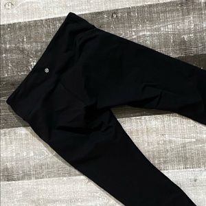 Lululemon cropped leggings